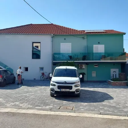 Guest house Sea La Vie Holiday House *
