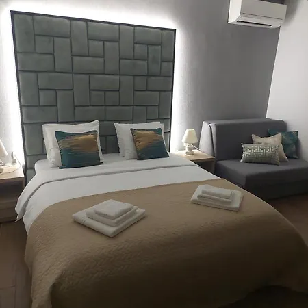 Sea La Vie Holiday House *