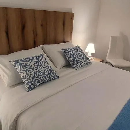 Sea La Vie Holiday House Guest house *