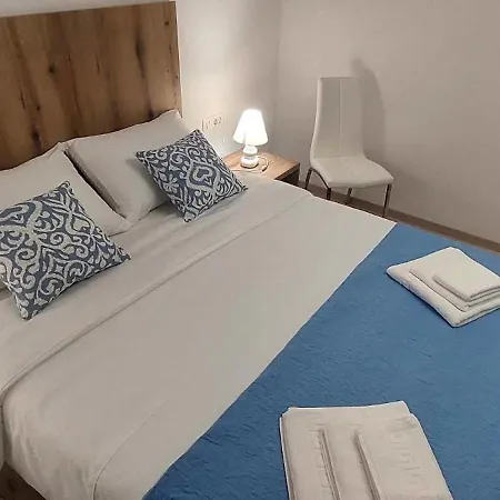 Sea La Vie Holiday House Guest house *