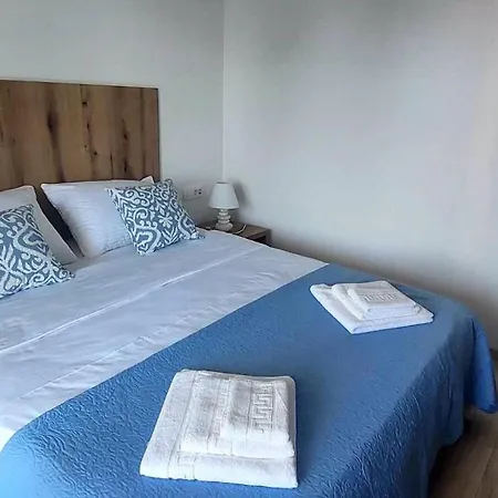Sea La Vie Holiday House Guest house *