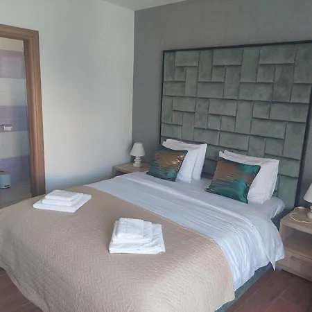 Gostinjska kuća Sea La Vie House *