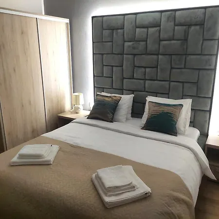 Sea La Vie Holiday House *