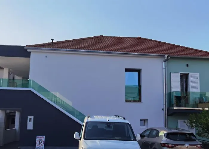 Gostinjska kuća Sea La Vie House *