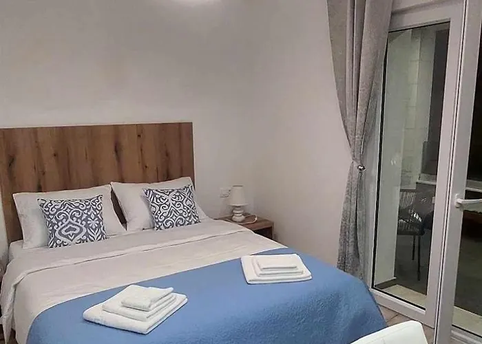 Sea La Vie House בית הארחה *