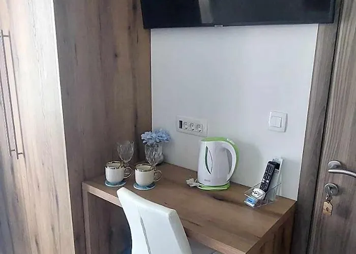 Sea La Vie House בית הארחה ביבינייה