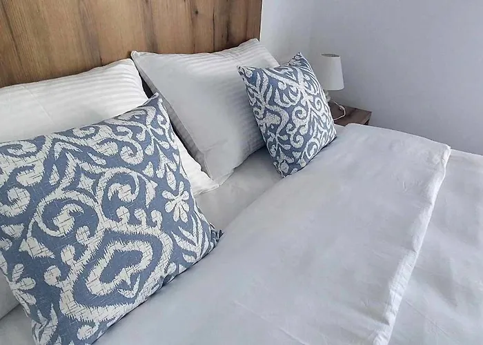 בית הארחה Sea La Vie House ביבינייה